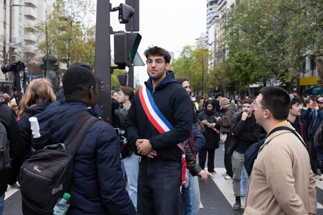 Demonstration on Saturday, October 24, 2026, starting at the Porte d’Italie in Paris. A large-scale rally brought together a massive crowd in the streets of the capital, reflecting strong popular mobilization. The demonstrators set off from the south of Paris, forming a dense procession in an atmosphere of collective mobilization. Frederic Levebvre Bestimage Paris France Copyright: xFredericxLefebvrex xBestimagexFredericxLefebvrex xBestimagex