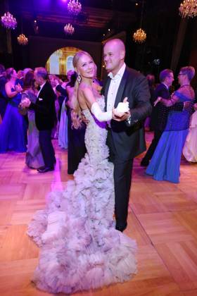 Leipziger Opernball 2026 Jenny Elvers, Paul Jolig erster Tanz, Leipziger Opernball 2026, Oper Leipzig, Datum: 24.10.2026 Copyright: xEventpress Kratschx
