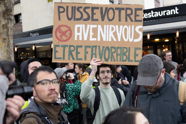 Demonstration on Saturday, October 24, 2026, starting at the Porte d’Italie in Paris. A large-scale rally brought together a massive crowd in the streets of the capital, reflecting strong popular mobilization. The demonstrators set off from the south of Paris, forming a dense procession in an atmosphere of collective mobilization. Frederic Levebvre Bestimage Paris France  Copyright: xFredericxLefebvrex xBestimagexFredericxLefebvrex xBestimagex
