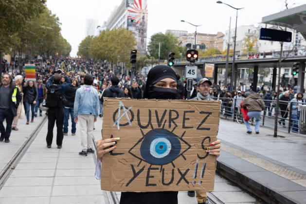 Demonstration on Saturday, October 24, 2026, starting at the Porte d’Italie in Paris. A large-scale rally brought together a massive crowd in the streets of the capital, reflecting strong popular mobilization. The demonstrators set off from the south of Paris, forming a dense procession in an atmosphere of collective mobilization. Frederic Levebvre Bestimage Paris France  Copyright: xFredericxLefebvrex xBestimagexFredericxLefebvrex xBestimagex