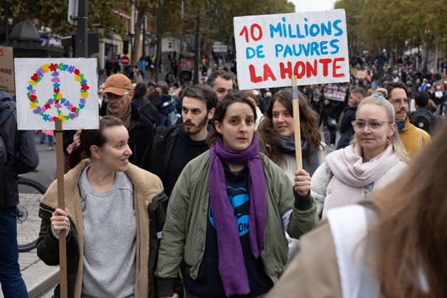 Demonstration on Saturday, October 24, 2026, starting at the Porte d’Italie in Paris. A large-scale rally brought together a massive crowd in the streets of the capital, reflecting strong popular mobilization. The demonstrators set off from the south of Paris, forming a dense procession in an atmosphere of collective mobilization. Frederic Levebvre Bestimage Paris France  Copyright: xFredericxLefebvrex xBestimagexFredericxLefebvrex xBestimagex