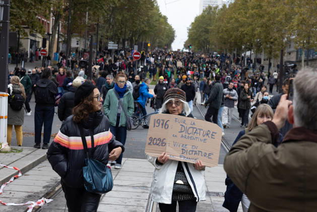 Demonstration on Saturday, October 24, 2026, starting at the Porte d’Italie in Paris. A large-scale rally brought together a massive crowd in the streets of the capital, reflecting strong popular mobilization. The demonstrators set off from the south of Paris, forming a dense procession in an atmosphere of collective mobilization. Frederic Levebvre Bestimage Paris France  Copyright: xFredericxLefebvrex xBestimagexFredericxLefebvrex xBestimagex