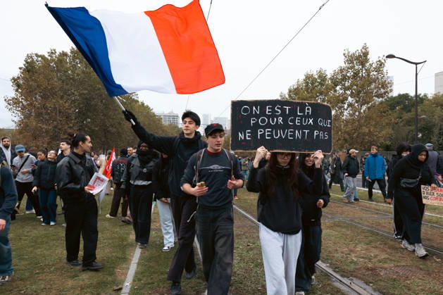 Demonstration on Saturday, October 24, 2026, starting at the Porte d’Italie in Paris. A large-scale rally brought together a massive crowd in the streets of the capital, reflecting strong popular mobilization. The demonstrators set off from the south of Paris, forming a dense procession in an atmosphere of collective mobilization. Frederic Levebvre Bestimage Paris France  Copyright: xFredericxLefebvrex xBestimagexFredericxLefebvrex xBestimagex