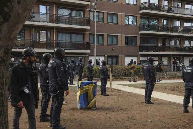 Brussels Belgium Education Protest Police officers stand guard near residential buildings in Brussels, Belgium on October 24, 2026. Hundreds of mainly young protesters gathered in Brussels to demand more funding for education and public services. Demonstrators further criticized police conduct, accusing officers of excessive force during previous rallies. Brussels Brussels Capital Belgium Copyright: xMohammedxHamadax
