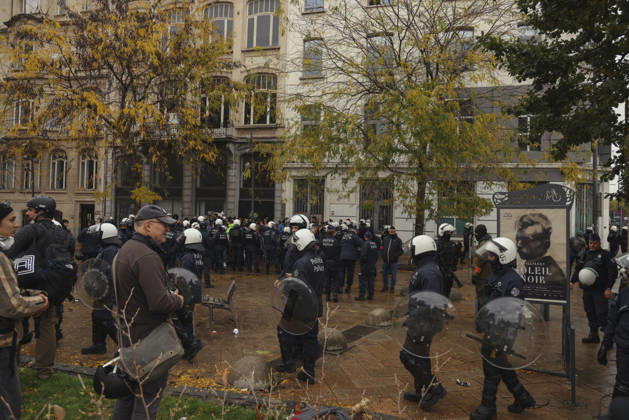 Brussels Belgium Education Protest Police officers stand guard on a street in Brussels, Belgium on October 24, 2026. Police officers stand guard on a street in Brussels, Belgium on October 24, 2026. Hundreds of mainly young protesters gathered in Brussels to demand more funding for education and public services. Demonstrators further criticized police conduct, accusing officers of excessive force during previous rallies. Brussels Brussels Capital Belgium Copyright: xMohammedxHamadax