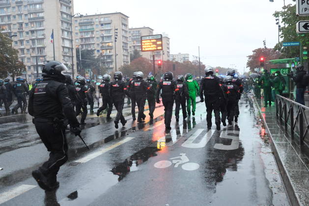 A demonstration against government policy wad held in Paris, France, on October 24, 2026. Protests follow last weekend s demonstrations, which were marked by violent clashes and widespread damage. (CTKxPhoto PavelxNemecek) CTKPhotoF202610240026301  CTKPhotoF202610240026301