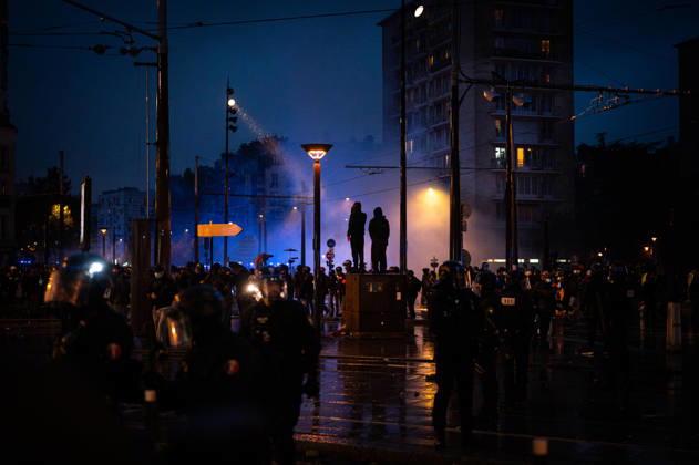 Demonstrators clash with police near Porte de Vincennes amid ongoing protests in Paris PARIS, FRANCE - OCTOBER 24: Demonstrators clash with police near Porte de vincennes during a demonstration amid ongoing social and political tensions in Paris, France, on October 24, 2026. Police use tear gas and high pressure water to disperse the crowd. Rachelle Papillon-Amblard Anadolu Paris France. Editorial use only. Please get in touch for any other usage.  Copyright: x2026xAnadoluxRachellexPapillon-Amblardx