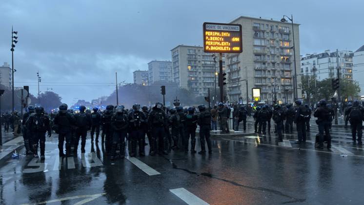A demonstration against government policy wad held in Paris, France, on October 24, 2026. Protests follow last weekend s demonstrations, which were marked by violent clashes and widespread damage. (CTKxPhoto PavelxNemecek) CTKPhotoF202610240027601  CTKPhotoF202610240027601
