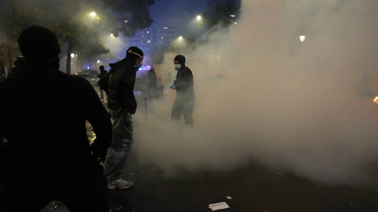 A demonstration against government policy wad held in Paris, France, on October 24, 2026. Protests follow last weekend s demonstrations, which were marked by violent clashes and widespread damage. (CTKxPhoto PavelxNemecek) CTKPhotoF202610240028301  CTKPhotoF202610240028301
