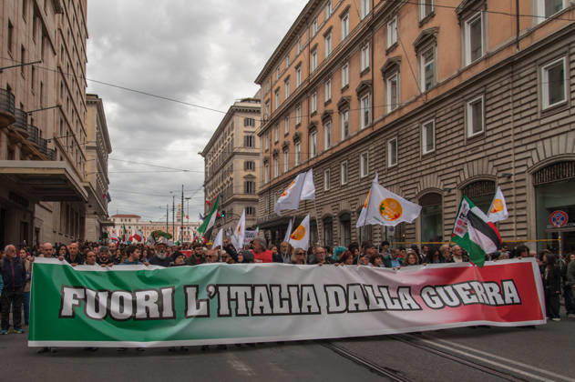 IPA90132219 - October 24, 2026: Demonstration in Rome organized by the October 17 Movement. P.S.: The photo may be used provided that the context in which it was taken is respected and that there is no intent to defame or disparage the individuals depicted.  Copyright: xStefanoxRonchinix xStefanoxxRonchinix IPA90132219
