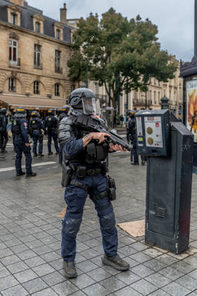 October 24, 2026, Bordeaux, Nouvelle-Aquitaine, France: In Bordeaux, the march on the second day of protests against the rising cost of living initially proceeded peacefully. At the end of the route, violent clashes broke out on the sidelines between groups of demonstrators and law enforcement officers. Projectiles were thrown at riot police, who used tear gas to disperse the groups. Participants in the mobilization also included members of the Yellow Vests movement. Bordeaux France - ZUMAh207 20261024_zip_h207_026 Copyright: xFabricexHebertx