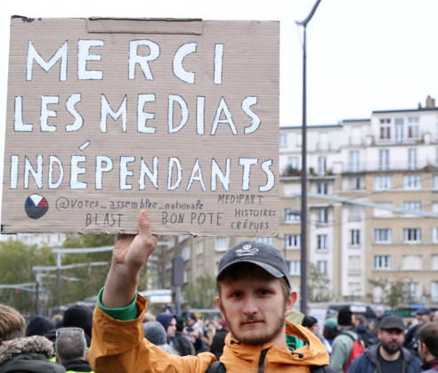 Yellow Vests Protest Act II - Paris Demonstration in favor of purchasing power, the protection of public services, and fiscal and social justice, in Paris on October 24, 2026 as part of a nationwide call for mobilisation bringing together former members of the Yellow Vest movement, labor unions, high school and university students. Photo by Florian Aventurier ABACAPRESS.COM Paris France  Copyright: xAvenetxPascal ABACAx