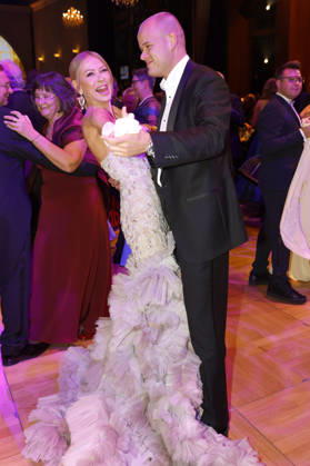 Jenny Elvers mit Sohn Paul Jolig beim 31. Leipziger Opernball 2026 in der Oper Leipzig. Leipzig, 24.10.2026