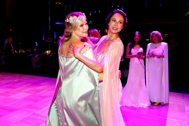 Iryna Thater und Natalia Yegorova beim 31. Leipziger Opernball 2026 in der Oper Leipzig. Leipzig, 24.10.2026