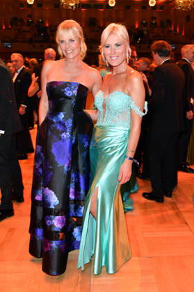Melanie Marschke und Kamilla Senjo beim Leipziger Opernball 2026 in der Oper Leipzig am 24.10.2026