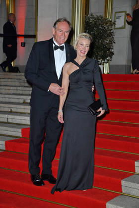 Burkhard Jung mit Ehefrau Ayleena Jung beim Leipziger Opernball 2026 in der Oper Leipzig am 24.10.2026