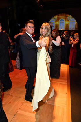 Annemarie Eilfeld und Dominik Ledeabeim Leipziger Opernball 2026 in der Oper Leipzig a m 24.10.2026