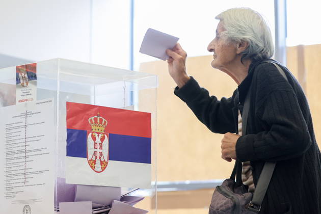 SERBIA, BELGRADE - OCTOBER 25, 2026: A woman casts her ballot at a polling station during the 2026 Serbian parliamentary election. On 25 October, the Serbs went to the polls to elect members of the country s unicameral parliament, Narodna Skupshtina. Alexander Ryumin TASS  99928895