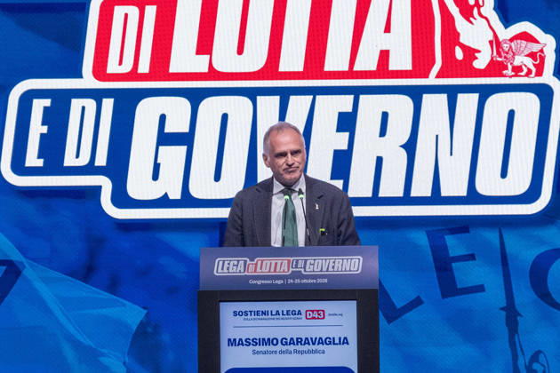 News - Congresso Federale della Lega Massimo Garavaglia, Lega national secretary candidate speaks to the crowd during Lega national congress. Milan, Italy, 25 10 2026 Milano Milano Italy Copyright: xLeonardoxGaravagliax xLiveMediax LPN_2769659
