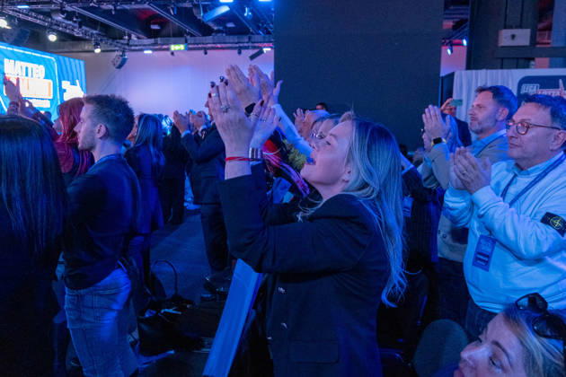 News - Congresso Federale della Lega Lega militants applaud and cheer as Matteo Salvini is introduced. Milan, Italy, 25 10 2026 Milano Milano Italy Copyright: xLeonardoxGaravagliax xLiveMediax LPN_2769661