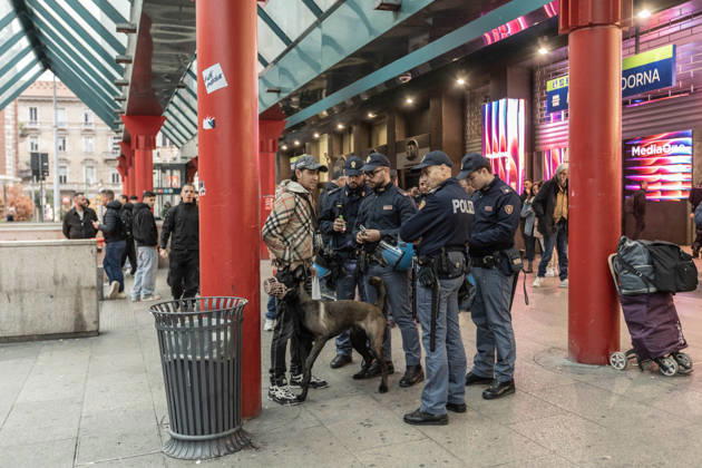October 25, 2026, Milan, Mi, Italy: Police checks at Milan Cadorna railway station, shortly before a potential unauthorized demonstration. The event takes place the weekend following protests against the high cost of living: protests that descended into urban guerrilla warfare, resulting in the looting of shops and damage to entire streets. Milan Italy - ZUMAc276 20261025_zip_c276_009 Copyright: xAndreaxCarrubbax