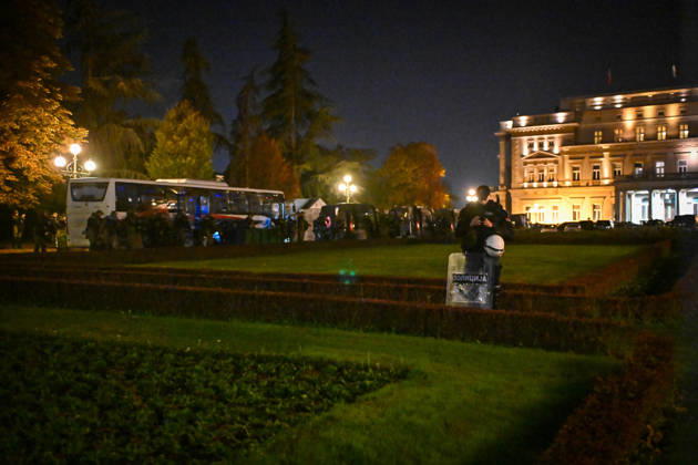 October 25, 2026, Belgrade, Belgrade, Serbia: Heavy police presence at Pioneers Park in Belgrade, on the night of the Serbian elections on 25 October, 2026 Belgrade Serbia - ZUMAa256 20261025_zip_a256_002 Copyright: xDanielxAlfoldix