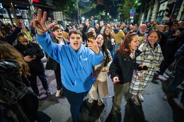 October 25, 2026, Belgrade, Belgrade, Serbia: Serbians are flooding to the streets of Belgrade as polls closed on the night of the Serbian elections on 25 October, 2026 Belgrade Serbia  - ZUMAa256 20261025_zip_a256_013 Copyright: xDanielxAlfoldix